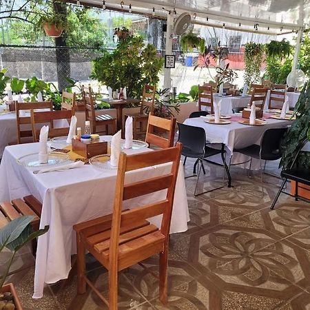 Saint Charles Inn, Belize Central America Punta Gorda Buitenkant foto